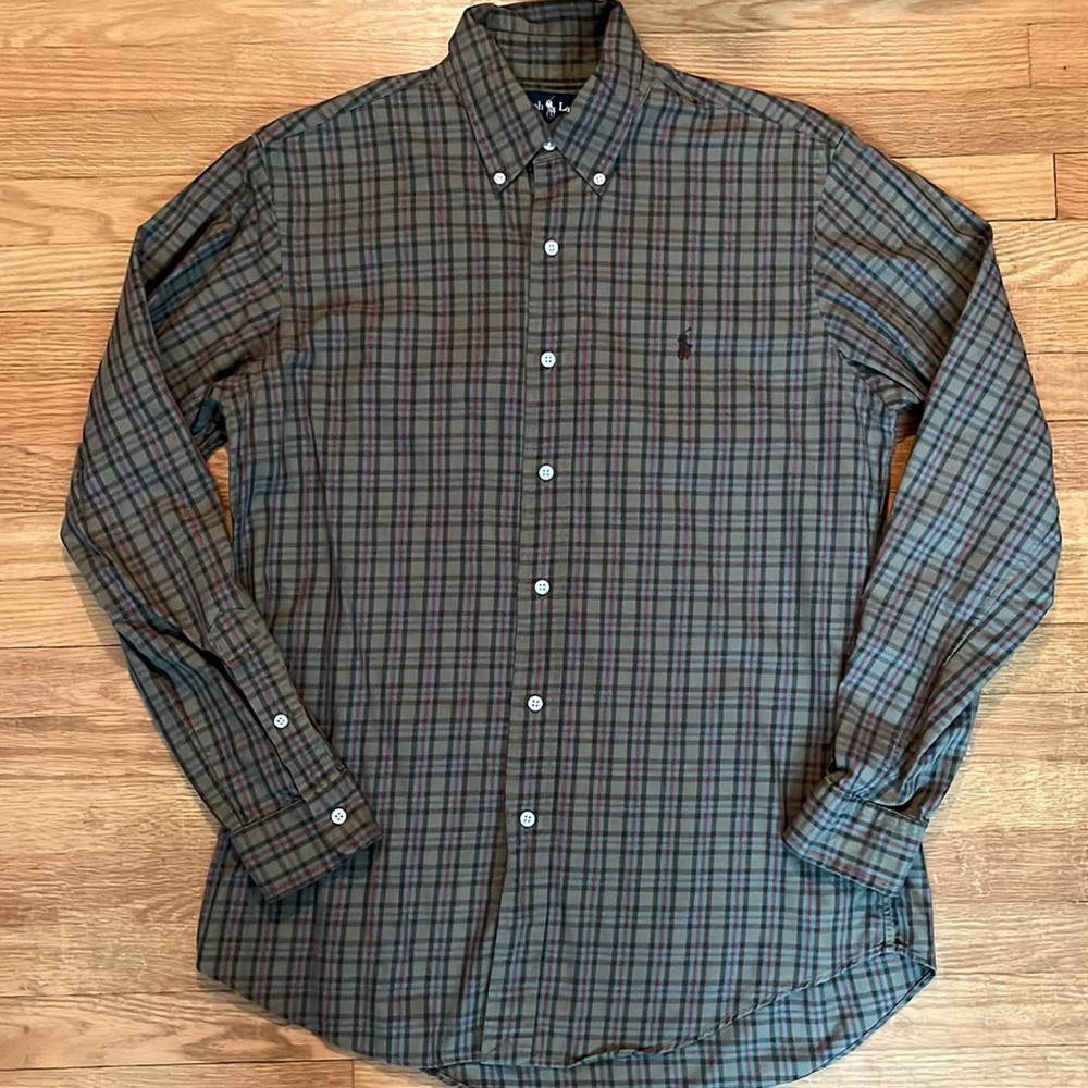 Ralph Lauren button down shirt size medium